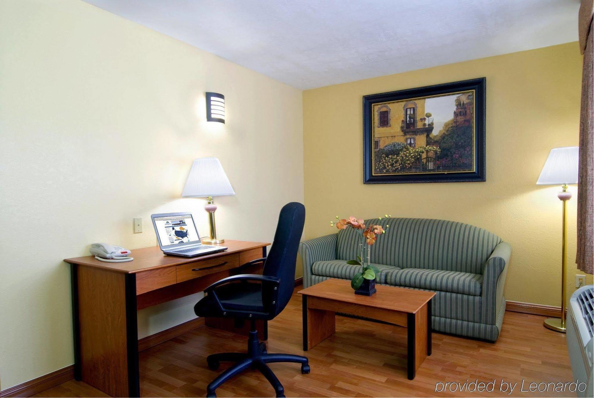 Americas Best Value Inn Harlingen Zimmer foto