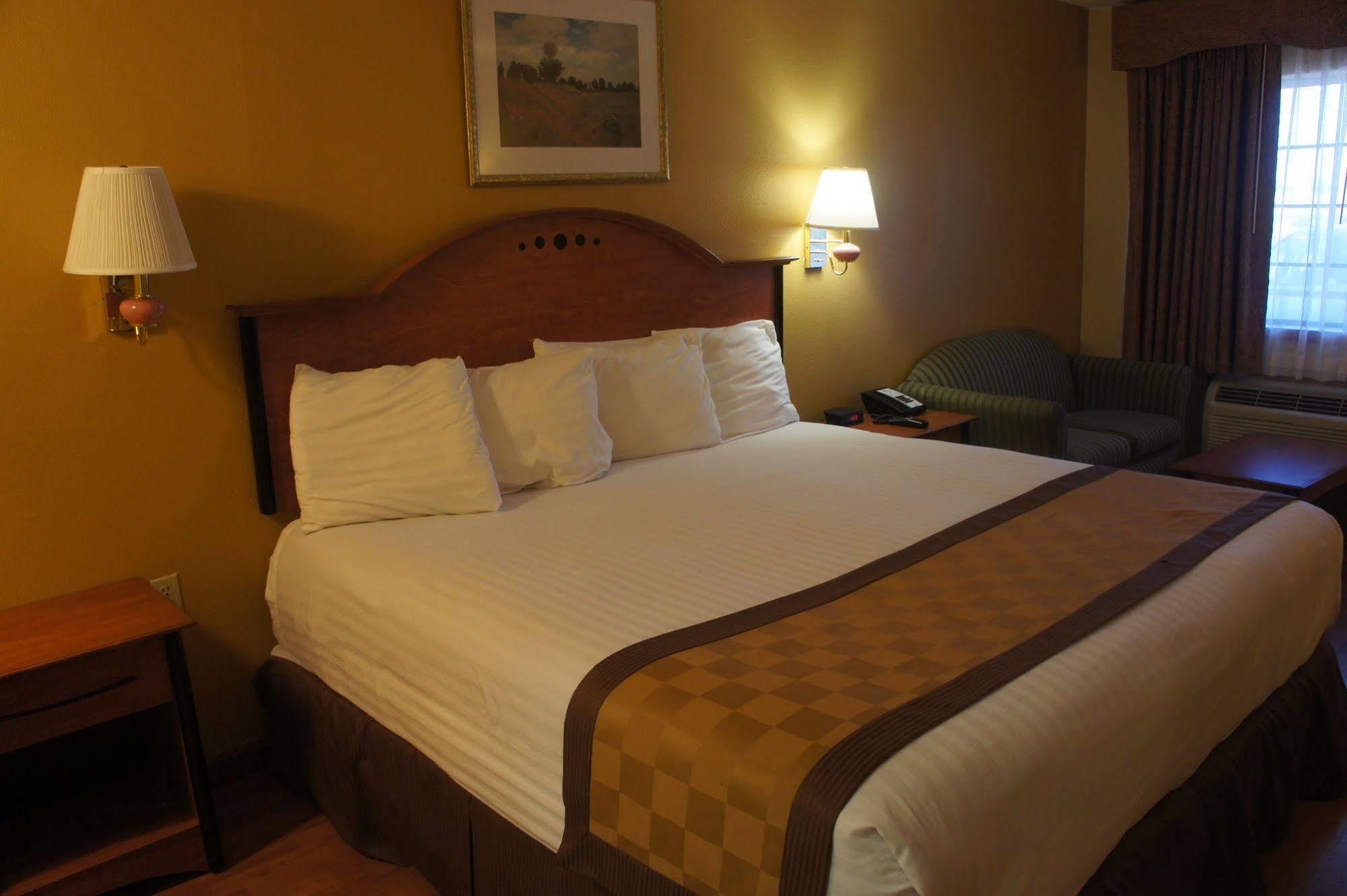 Americas Best Value Inn Harlingen Exterior foto